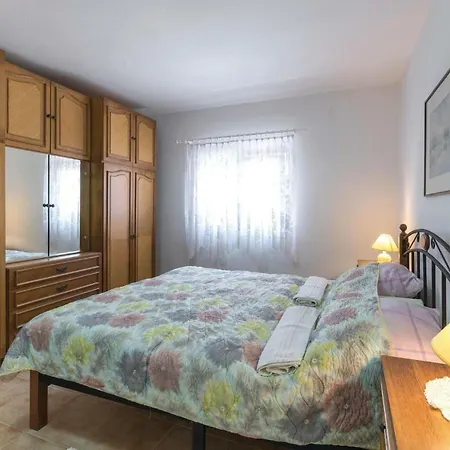 아파트 Two-bedroom In Peruški