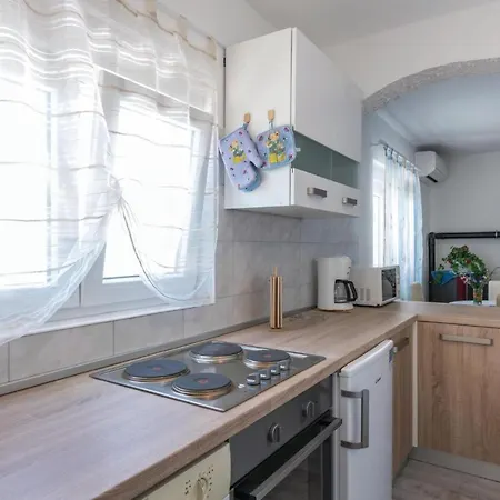Two-bedroom In * Peruški